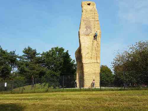 immobilienmakler-in-spandau-am-kletterfelsen